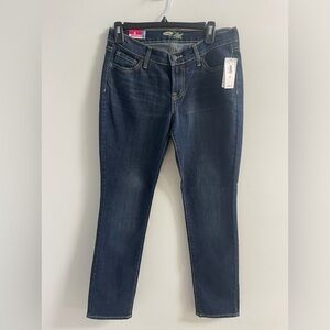 NWT 6 Short Old Navy Flirt Skinny Jeans